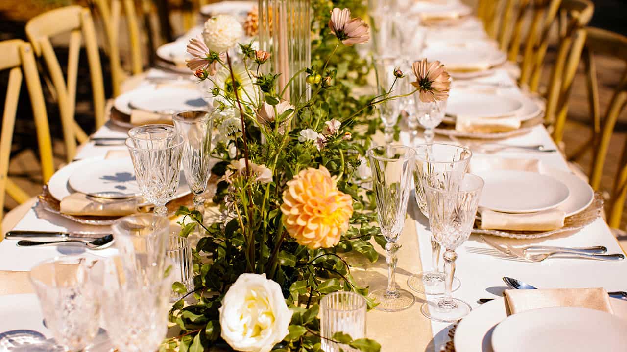 Sacred Rock Inn Wedding Flowers And Table Settings